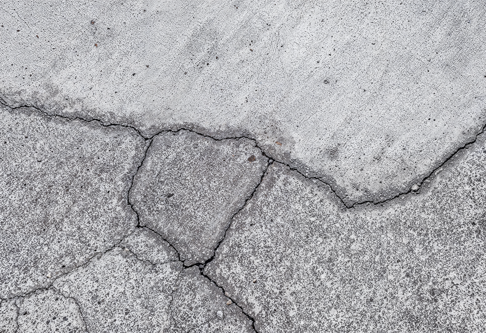 Cracked concrete driveway in Las Vegas