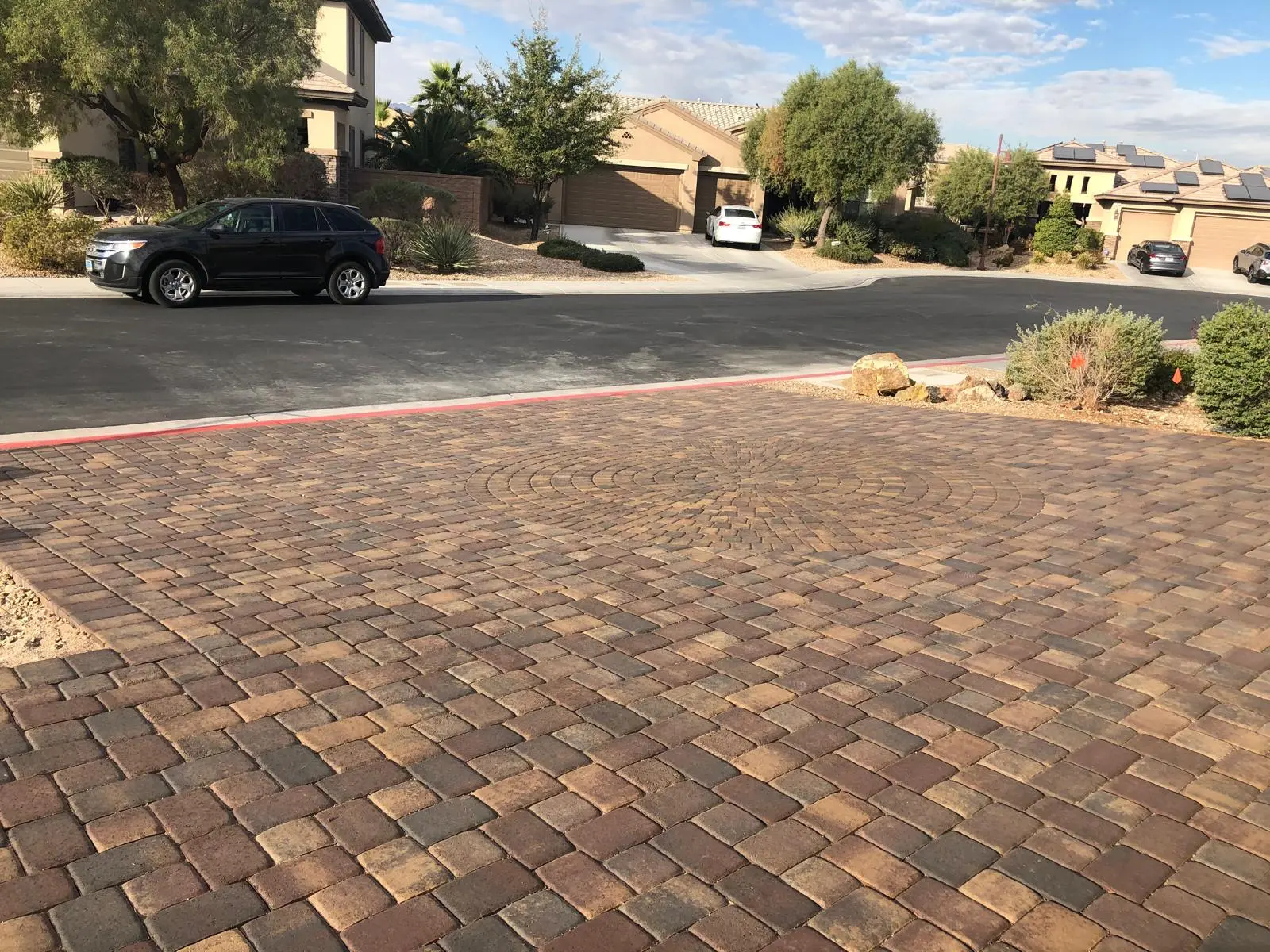Paver driveway in Las Vegas laid in a herringbone paver pattern