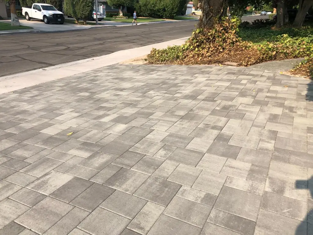 Paver driveway in Las Vegas with a wide, durable two-car layout