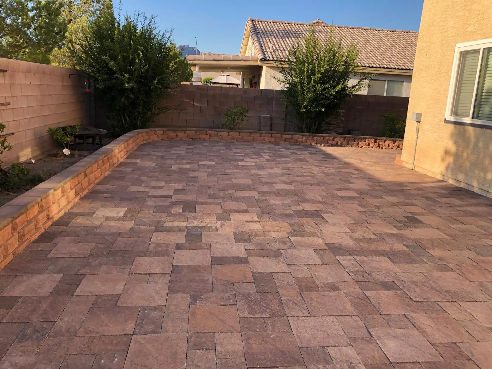 Paver patio in Las Vegas designed for outdoor entertaining