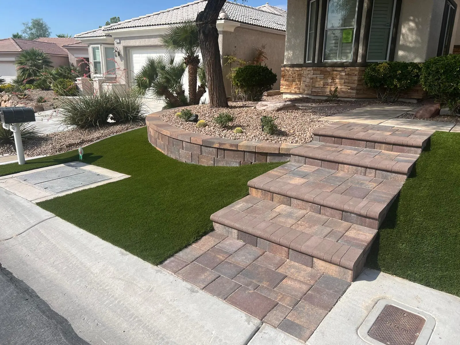 Paver steps in Las Vegas with safe, evenly spaced treads