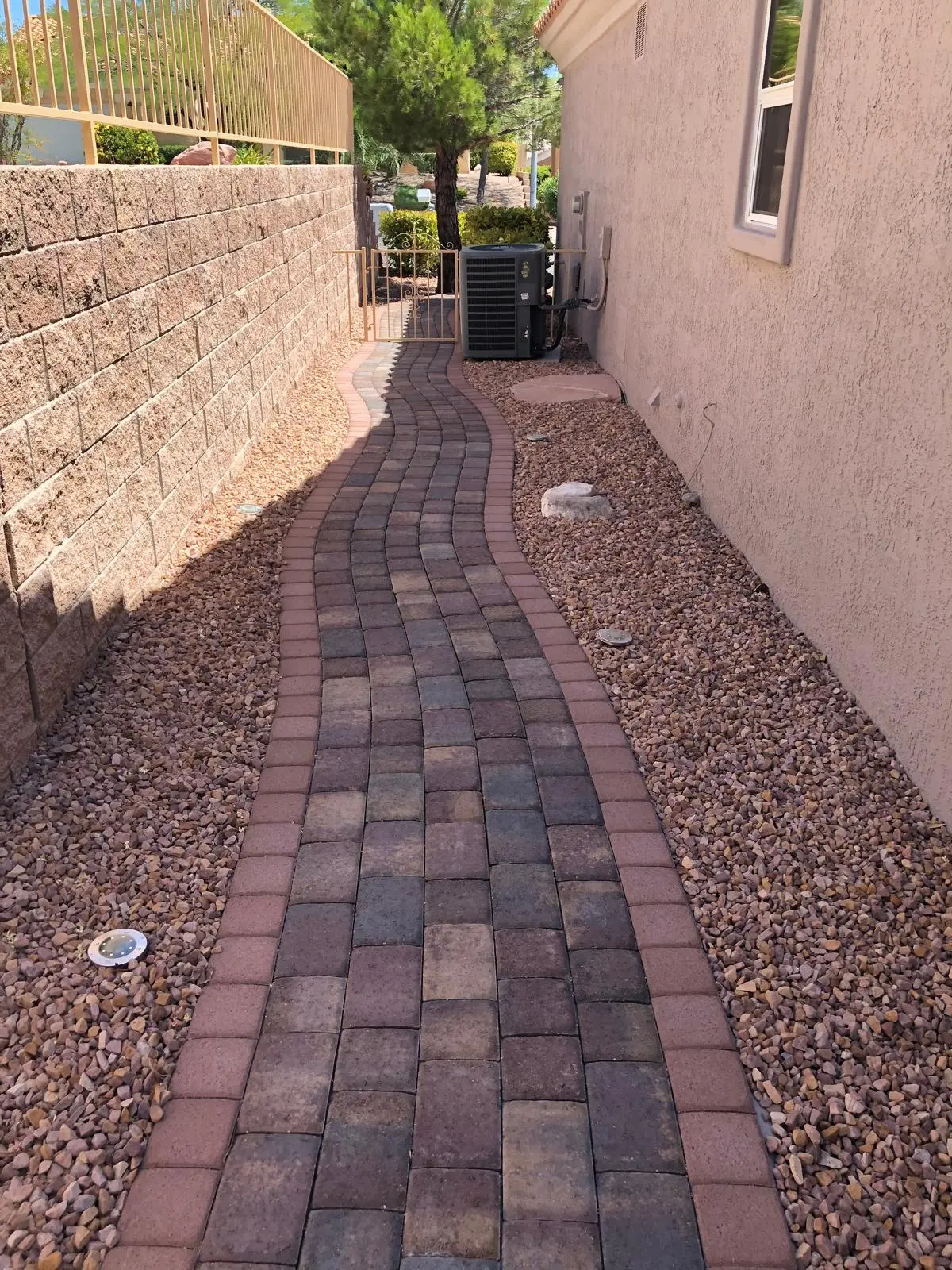 Paver walkway in Las Vegas laid in a neat running-bond pattern